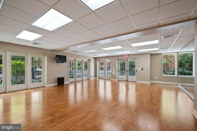 $610,000 | 700 Commodore Court, Unit 2746, Philadelphia, PA 19146