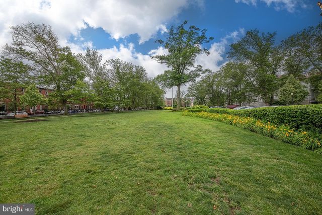 $610,000 | 700 Commodore Court, Unit 2746, Philadelphia, PA 19146