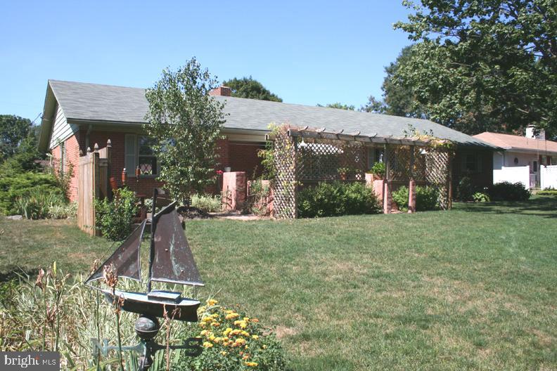 635 South Spruce Street Lititz, PA 17543 - Photo 8 of 9