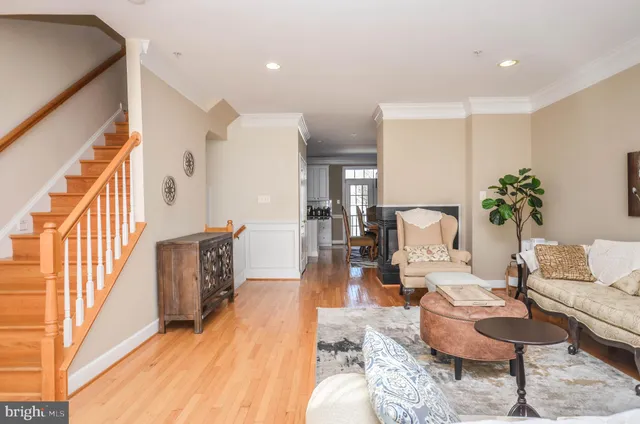 $3,200 | 307 Ridgemont Avenue, Rockville, MD 20850