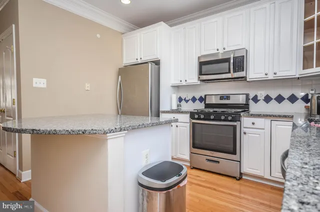 $3,200 | 307 Ridgemont Avenue, Rockville, MD 20850