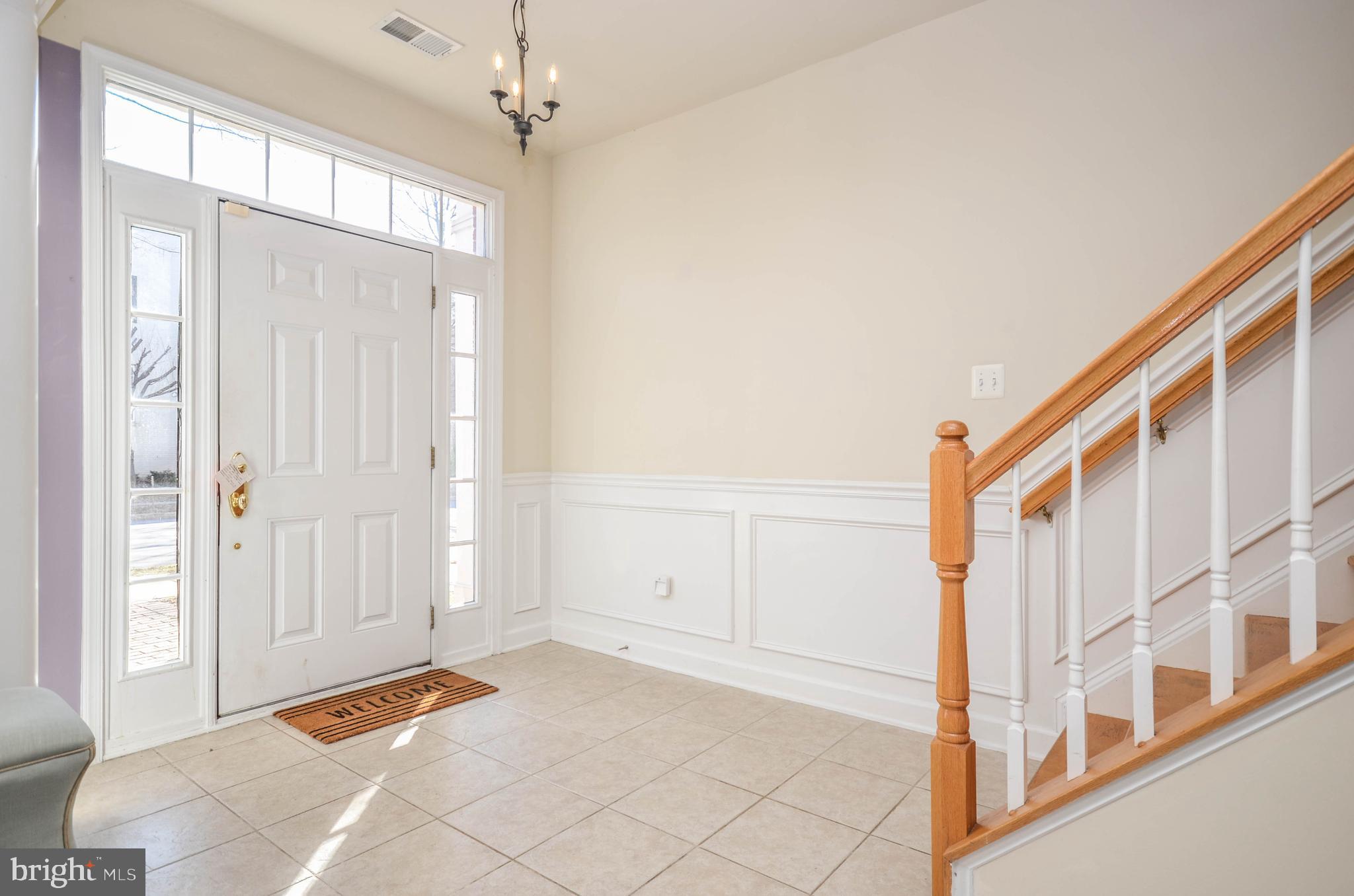 307 Ridgemont Avenue Rockville, MD 20850 - Photo 2 of 33