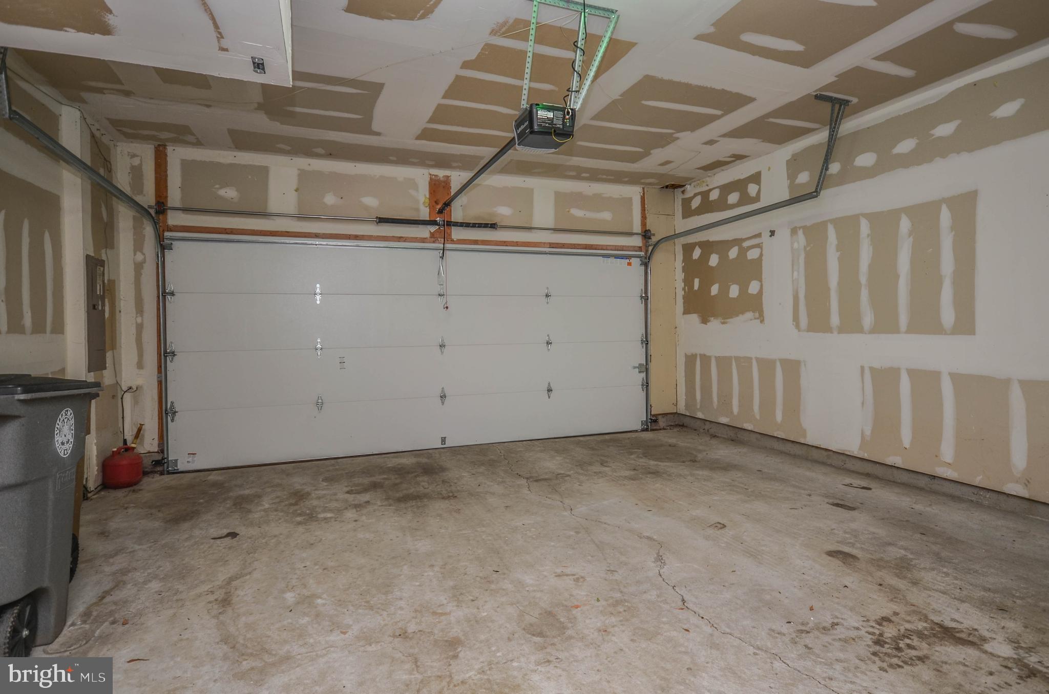 307 Ridgemont Avenue Rockville, MD 20850 - Photo 31 of 33