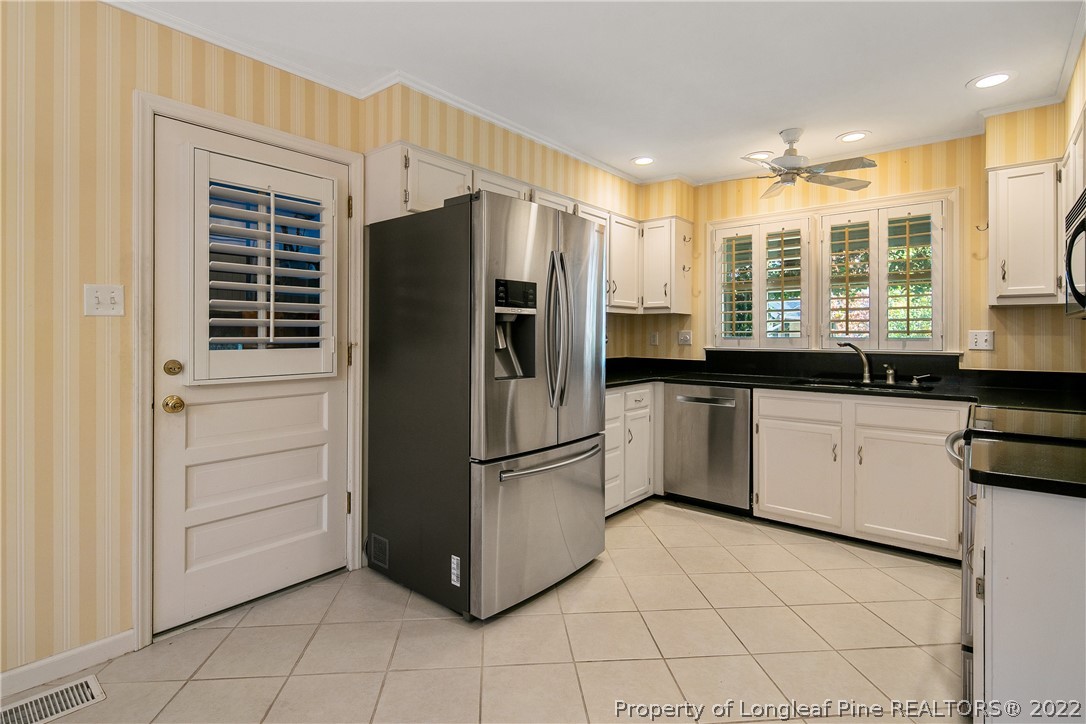1856 Morganton Road Fayetteville, NC 28305 - Photo 19 of 46 Gallery Image 19