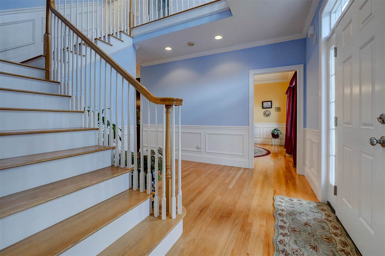37 Bear Hill Road Windham, NH 03087 - Photo 4 of 40