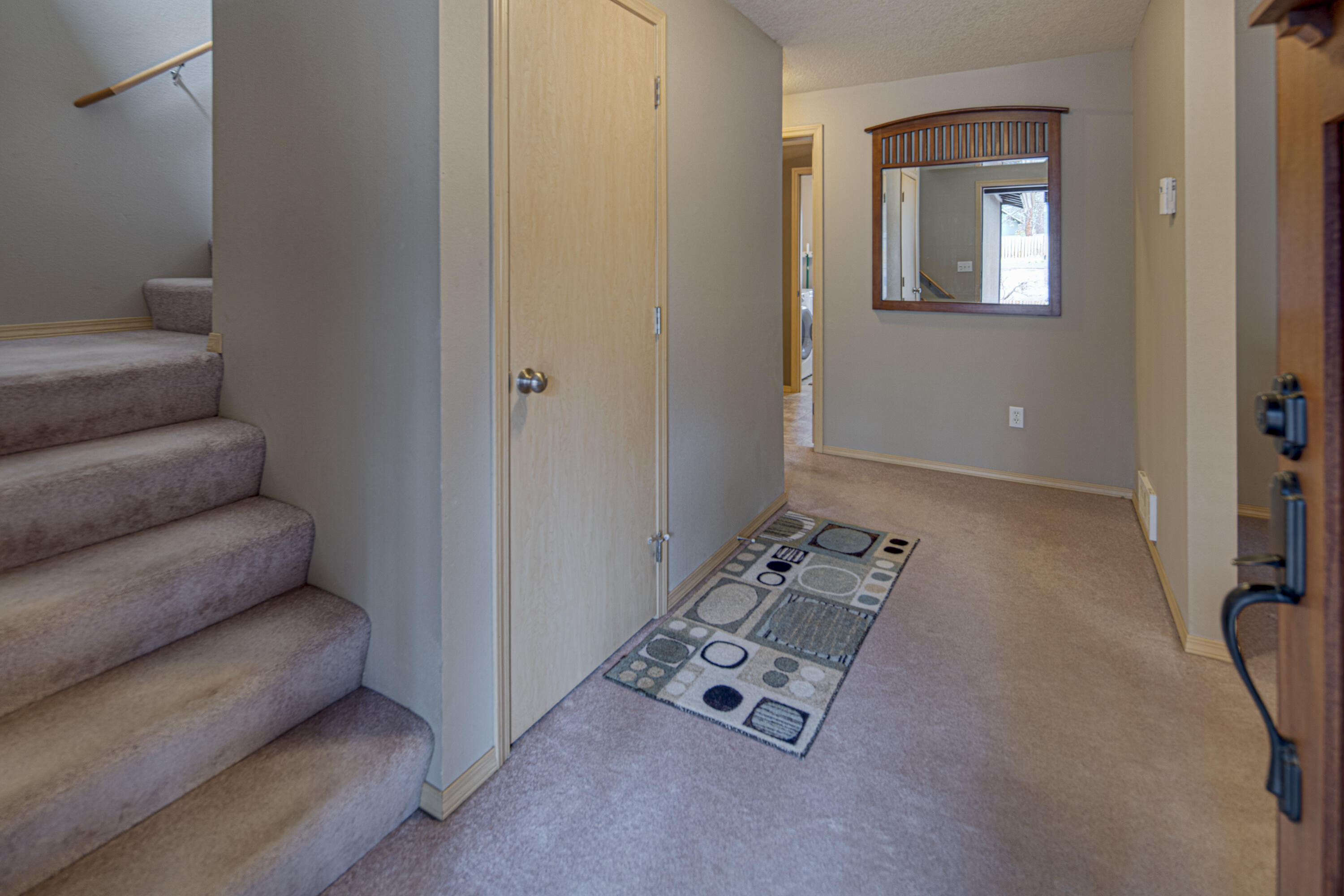 18902 Choctaw Road Bend, OR 97702 - Photo 8 of 38 Front Entry