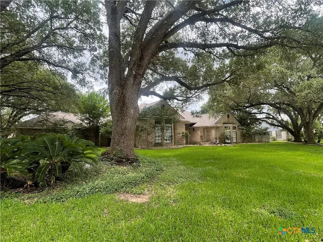 $550,000 | 403 Turtle Rock Drive, Victoria, TX 77904