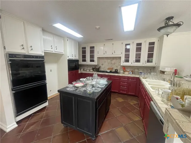 $550,000 | 403 Turtle Rock Drive, Victoria, TX 77904