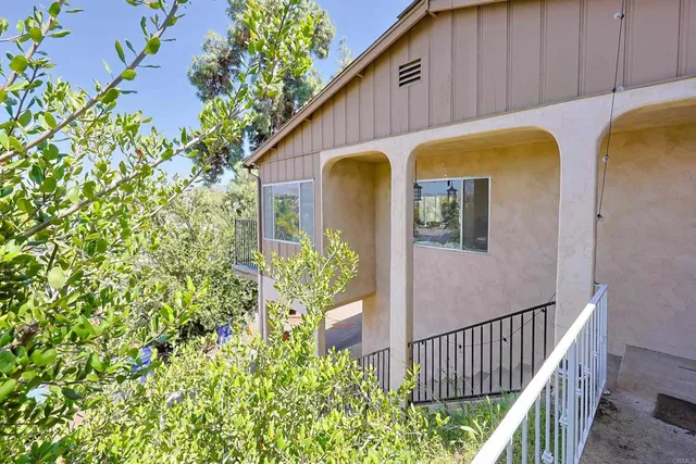 $1,125,000 | 11825 Taia Lane, Lakeside, CA 92040