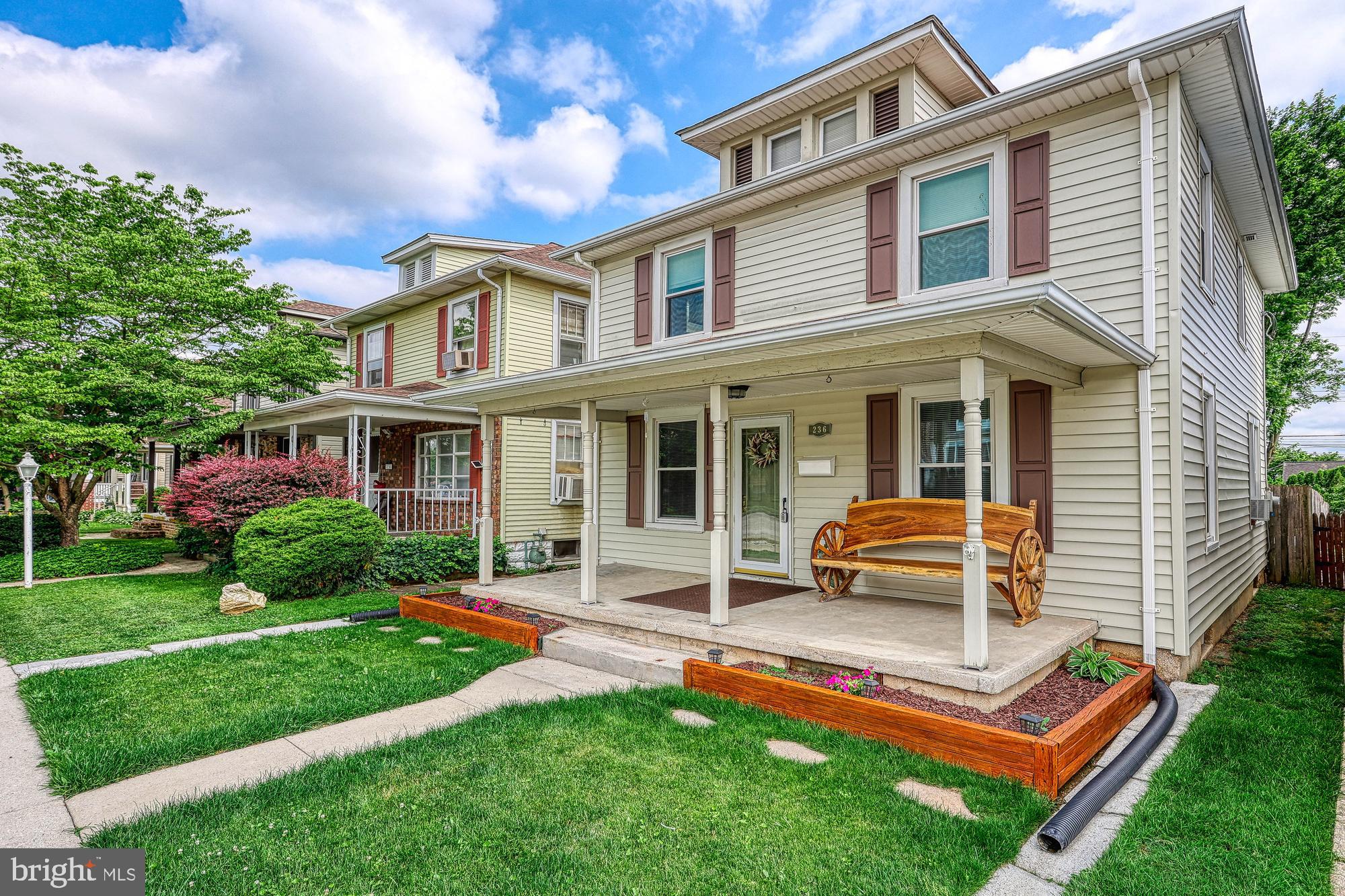 236 Princess Street Hanover, PA 17331 - Photo 2 of 21 Front porch