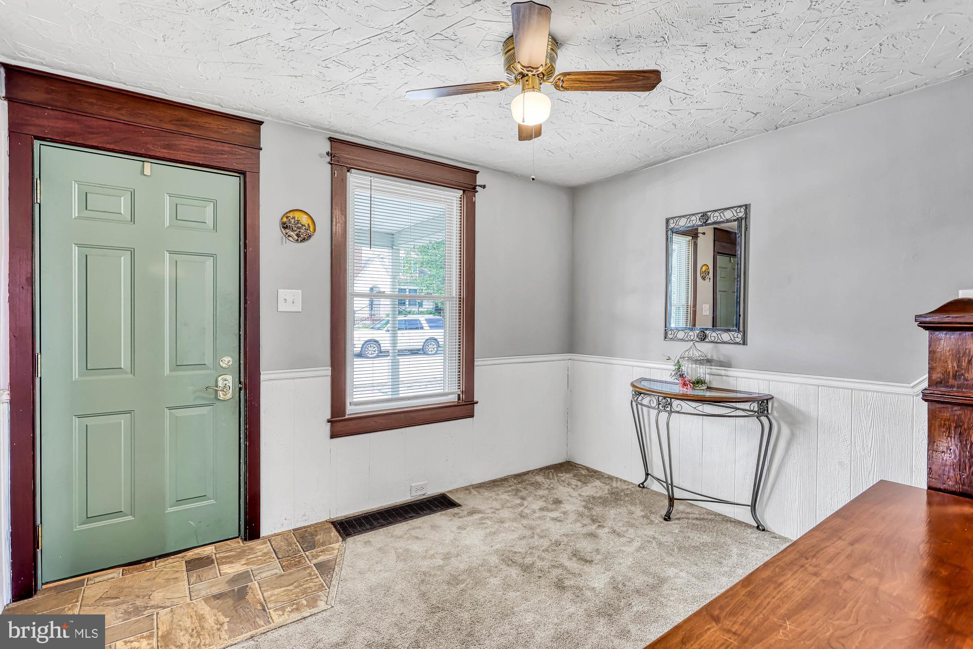 236 Princess Street Hanover, PA 17331 - Photo 4 of 21 Gallery Image 4