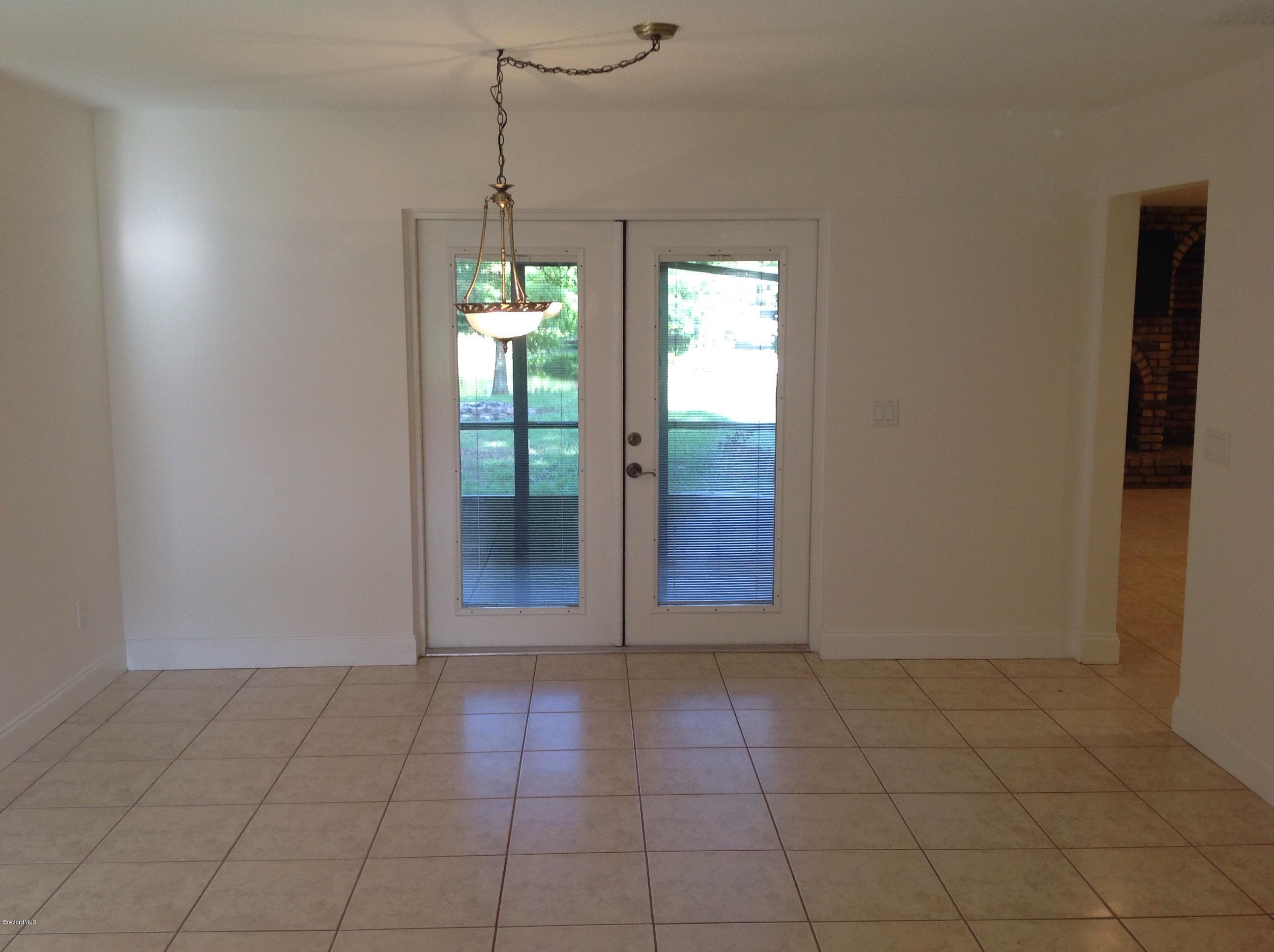 2170 Friday Road Cocoa, FL 32926 - Photo 11 of 31 Dining room