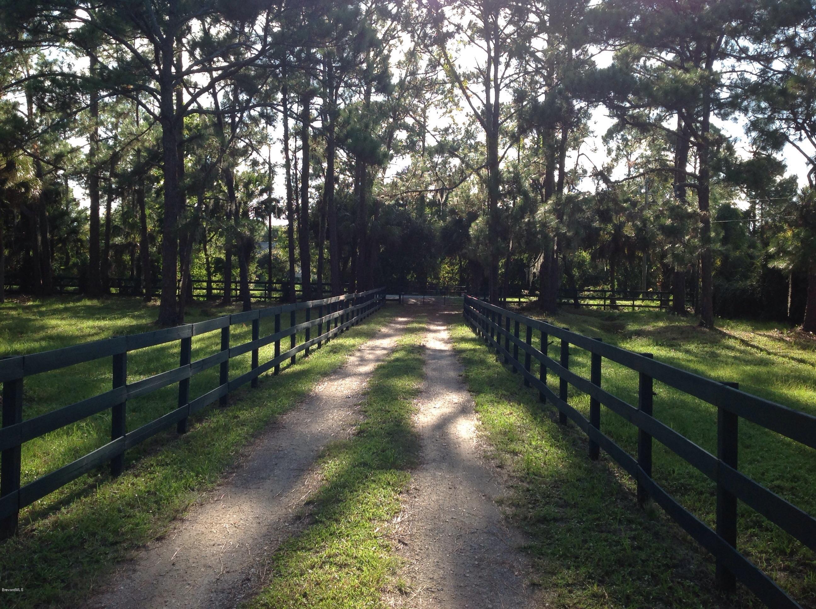2170 Friday Road Cocoa, FL 32926 - Photo 27 of 31 image