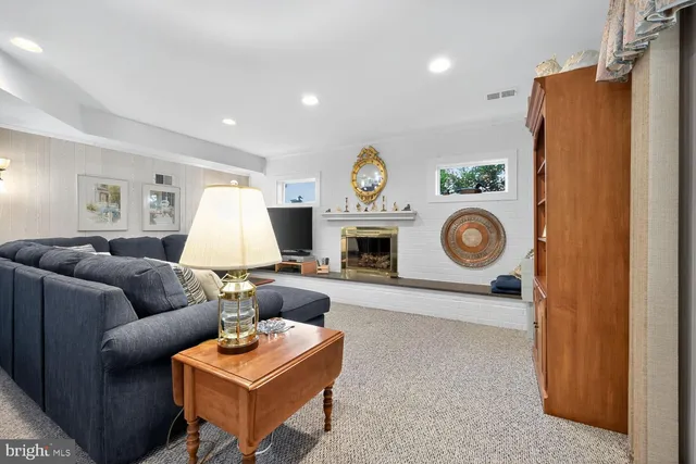 $1,159,000 | 8703 Yarmouth Court, Potomac, MD 20854