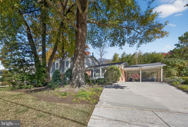 $1,159,000 | 8703 Yarmouth Court, Potomac, MD 20854