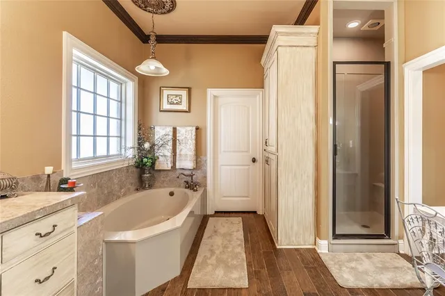 $3,850,000 | 6220 Interstate Highway East, Sulphur Springs, TX 75482