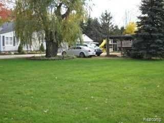 724 Nadeau Road Monroe, MI 48162 - Photo 9 of 11 12.jpg