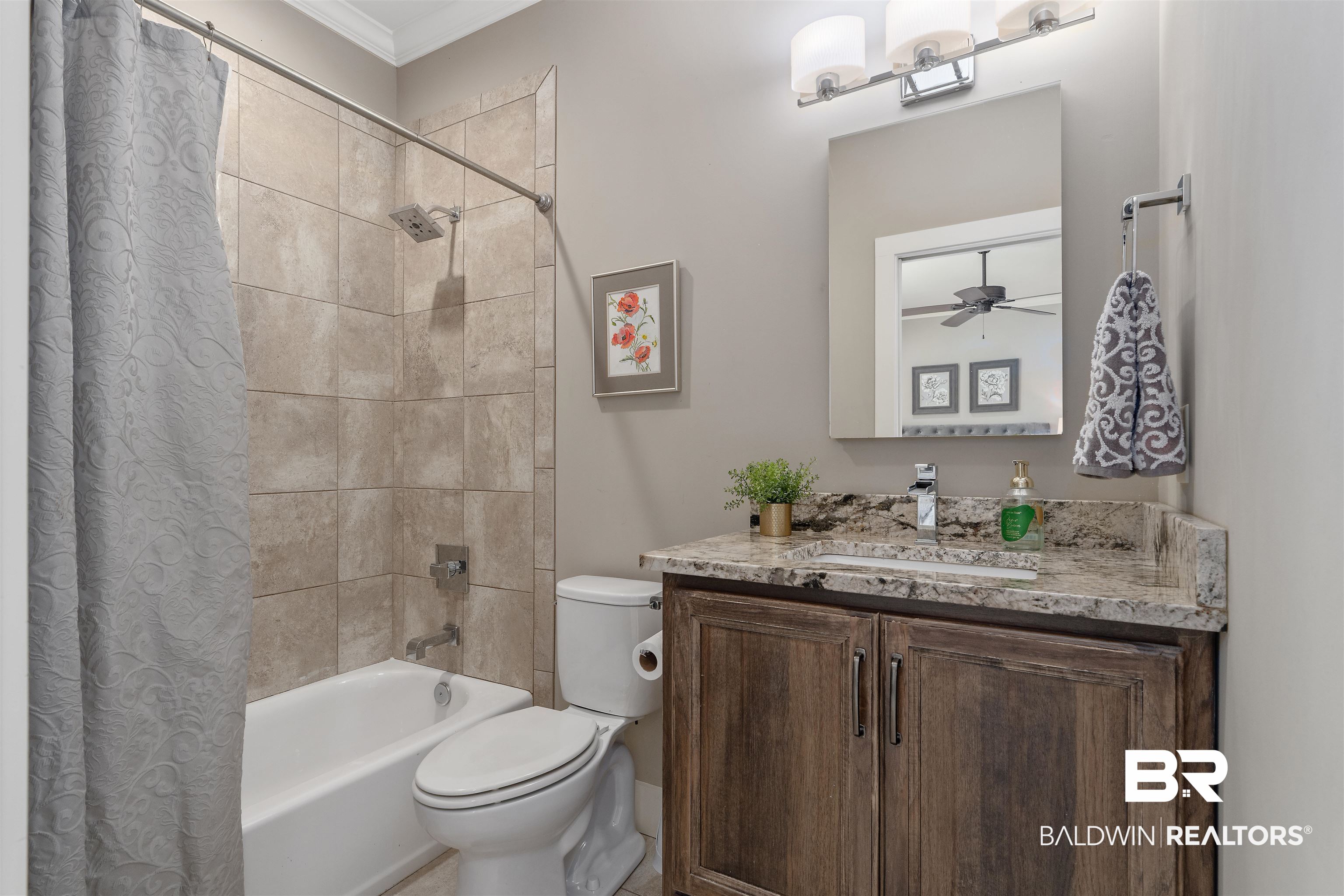 8753 Bishop Road Fairhope, AL 36532 - Photo 32 of 59 Bathroom