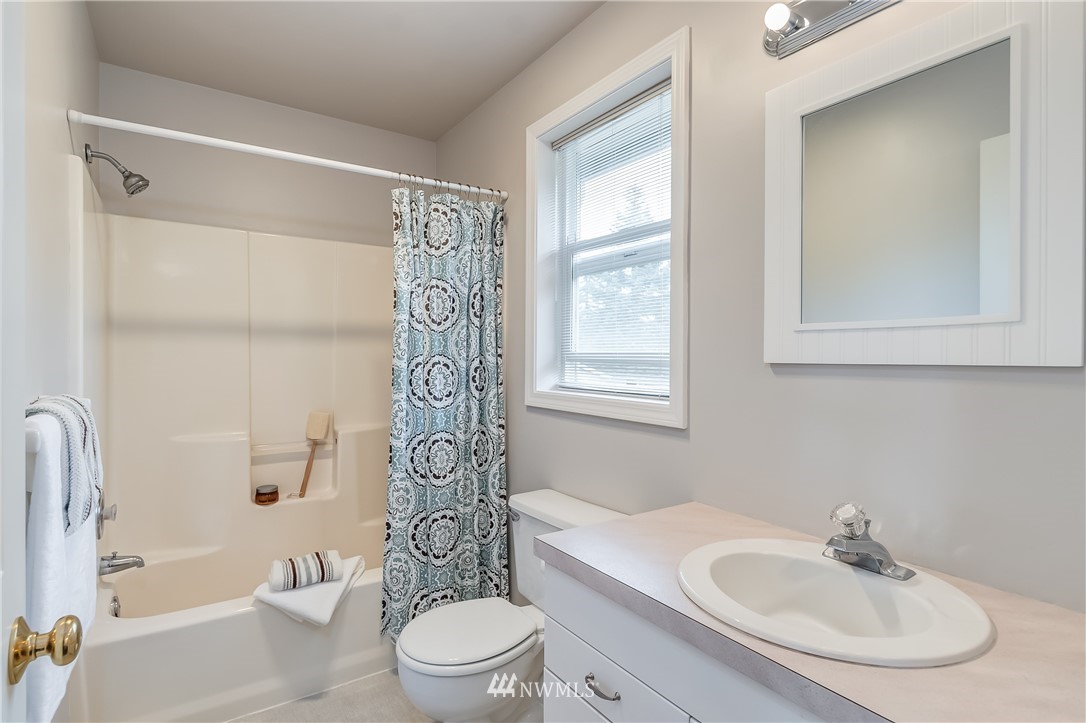 5972 Abbey Road Ferndale, WA 98248 - Photo 11 of 23