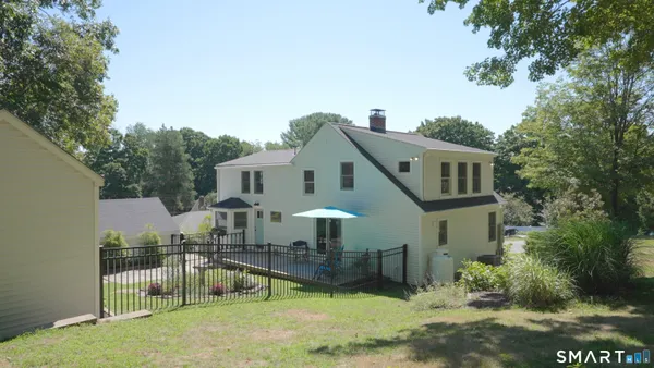 $875,000 | 16 Parker Terrace, Essex, CT 06426