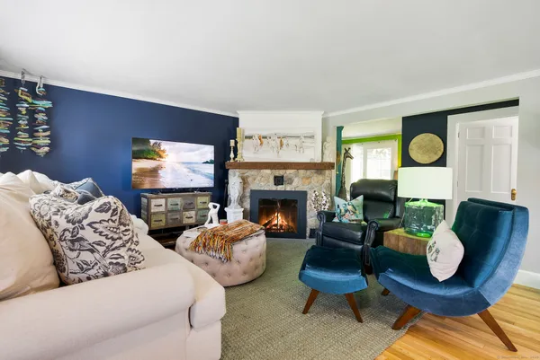 $875,000 | 16 Parker Terrace, Essex, CT 06426