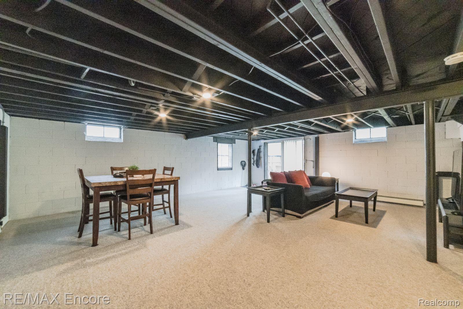 1002 Mahaffy Avenue Rochester, MI 48307 - Photo 22 of 41 Gallery Image 22