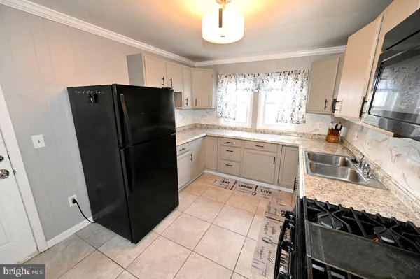 $2,200 | 2610 Lakehurst Avenue, District Heights, MD 20747