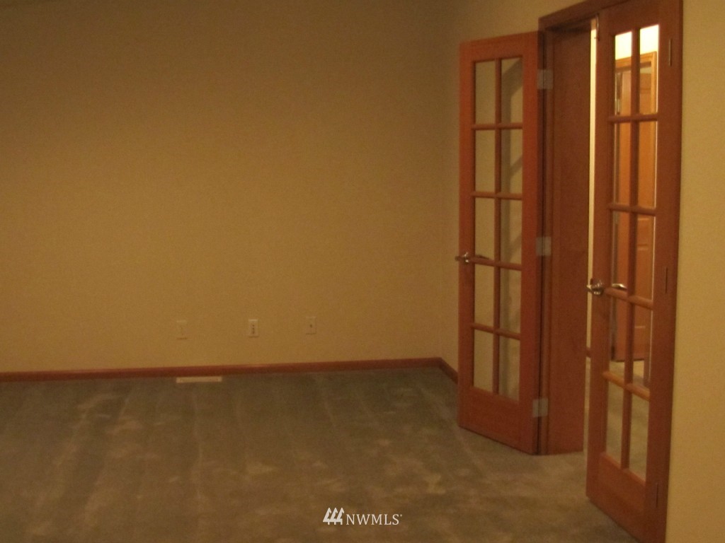 1496 Herrick Road Port Angeles, WA 98363 - Photo 4 of 15 Gallery Image 4