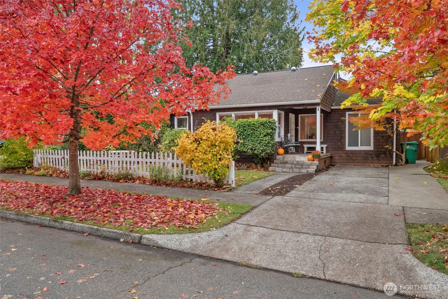 807 Decatur Street Southwest Olympia, WA 98502 - Photo 1 of 39 Gallery Image 1