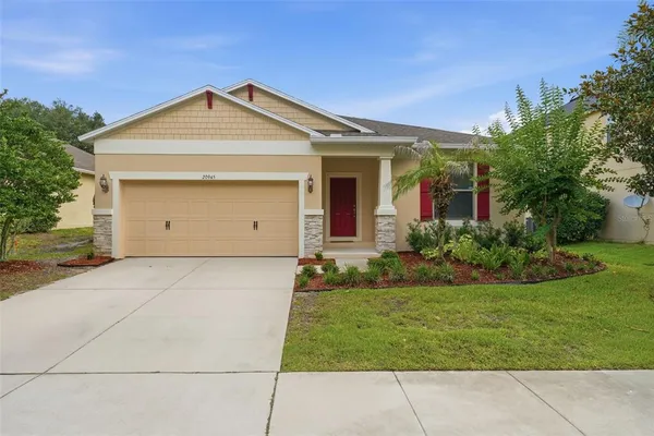 $399,900 | 20945 Oldenburg Loop, Mount Dora, FL 32757