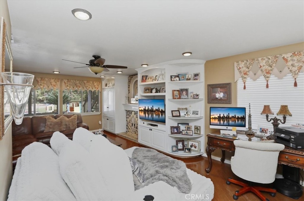 1210 Versailles Circle Riverside, CA 92506 - Photo 22 of 75