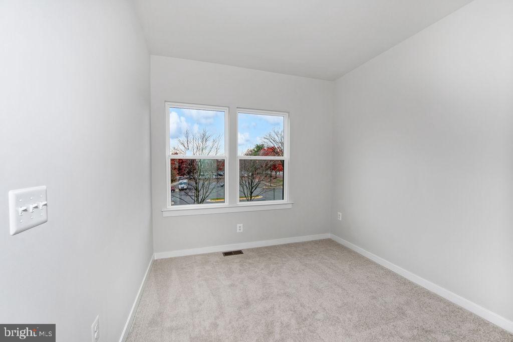 14190 Gypsum Loop Chantilly, VA 20151 - Photo 21 of 38 Bedroom # 3