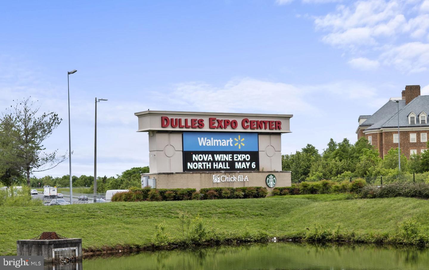 14190 Gypsum Loop Chantilly, VA 20151 - Photo 30 of 38 Dulles Expo Center