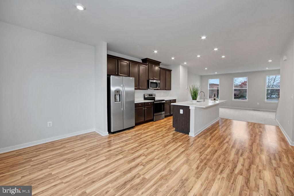 14190 Gypsum Loop Chantilly, VA 20151 - Photo 4 of 38 Open Concept
2nd Level