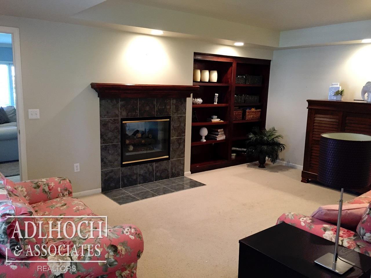 565 Hampton Road Grosse Pointe Woods, MI 48236 - Photo 7 of 37