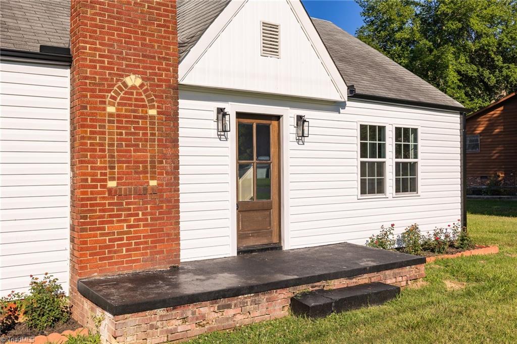 540 Charlie Hinkle Road Lexington, NC 27295 - Photo 4 of 38 Gallery Image 4