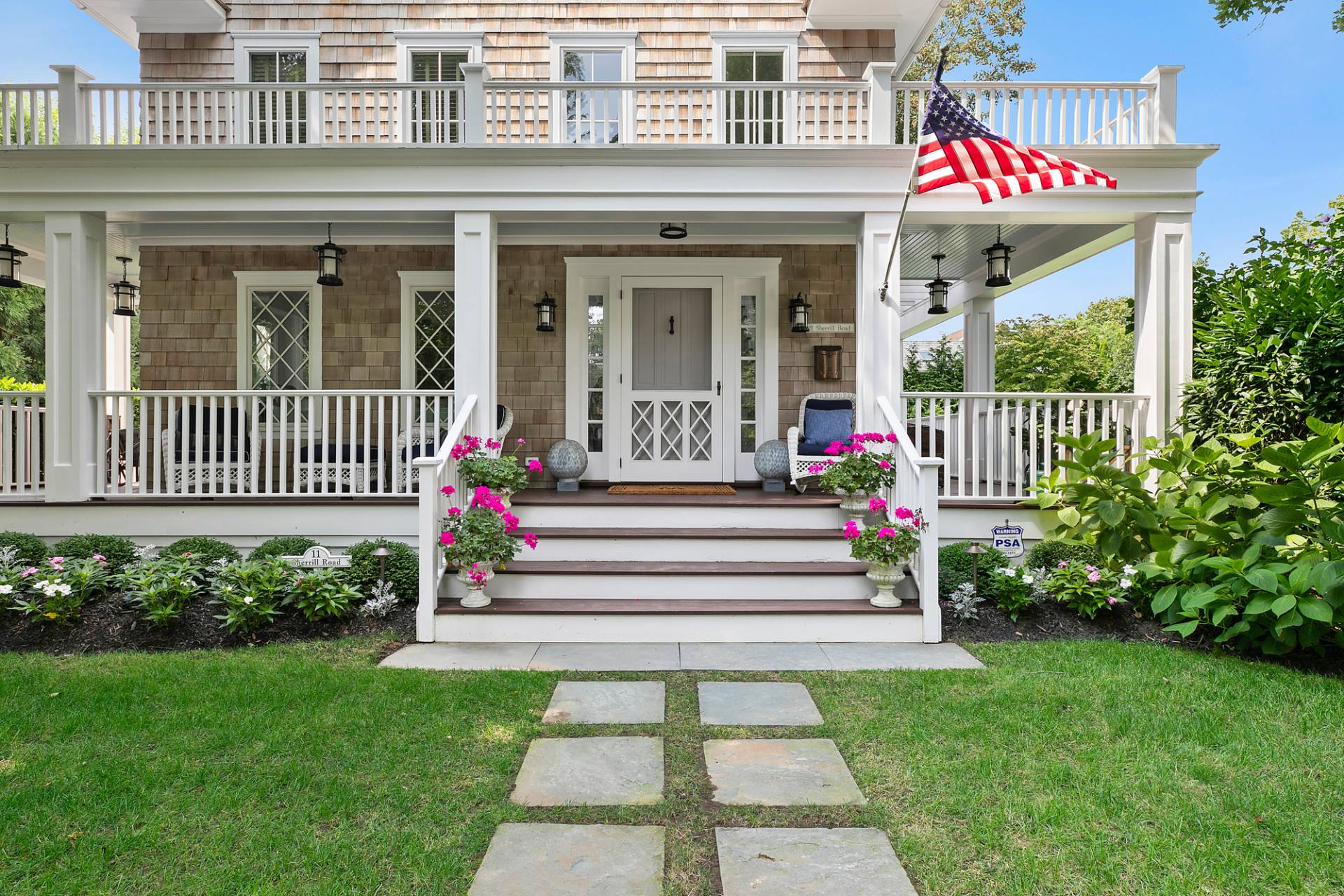 11 Sherrill Road East Hampton, NY 11937 - Photo 5 of 36