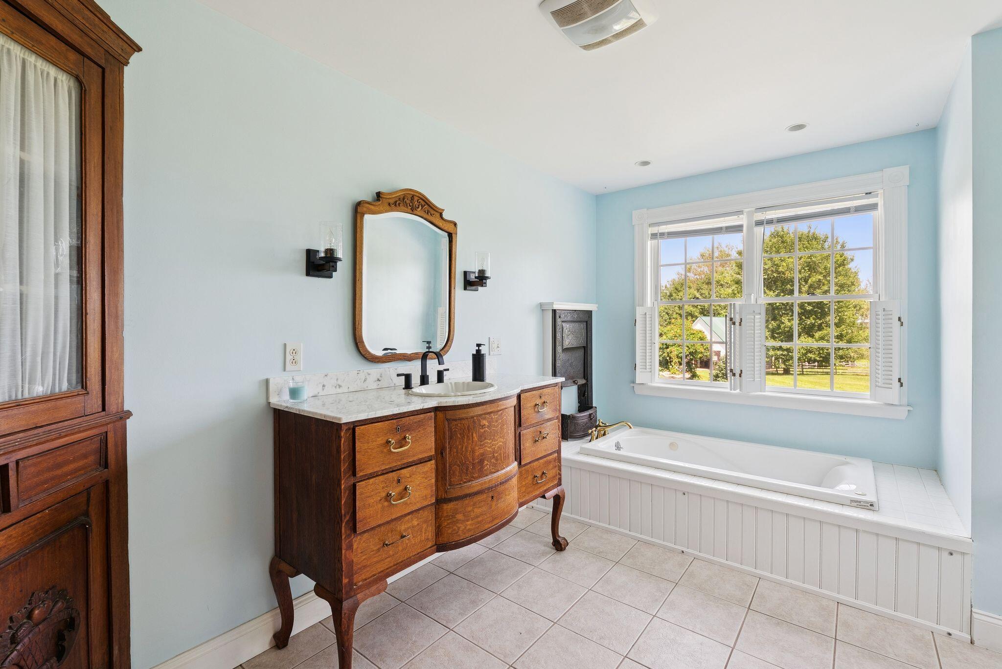 3110 Friendship Road Waldoboro, ME 04572 - Photo 23 of 45 DSC02253
