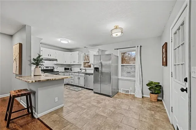 $224,950 | 10009 East 68th Street, Raytown, MO 64133