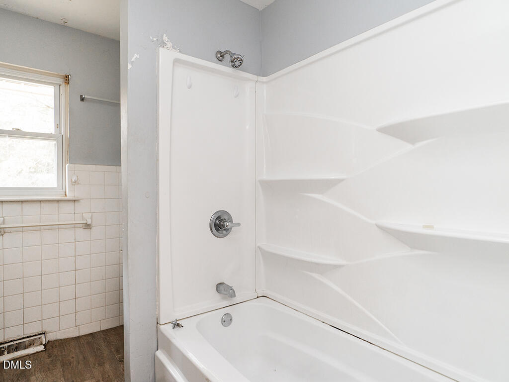 3114 Kenan Road Durham, NC 27704 - Photo 18 of 24 19 3114_KenanRd Bath2_MLS