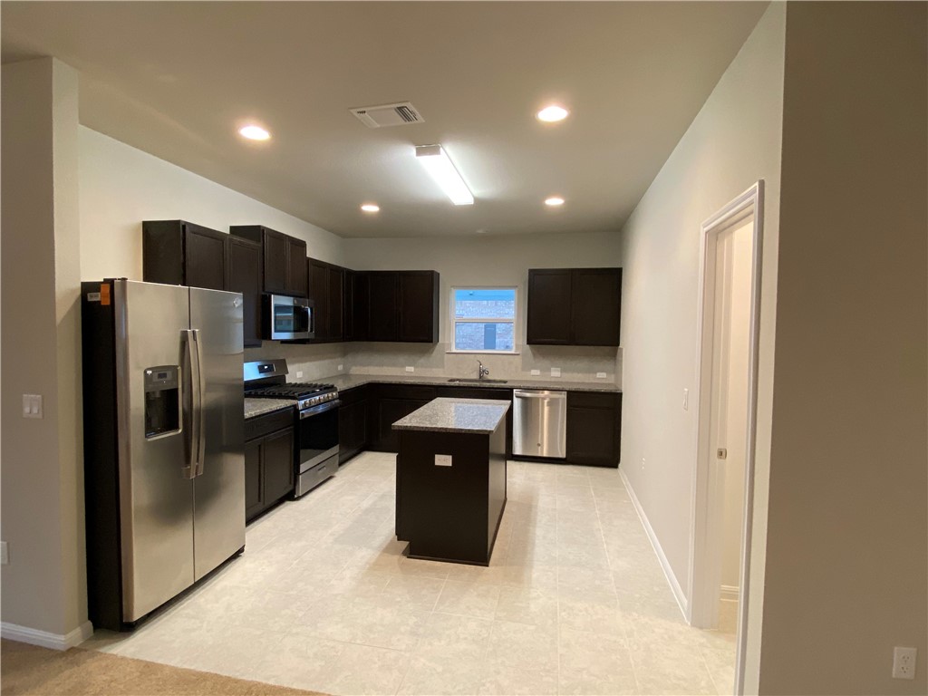 8409 Looksee Lane Austin, TX 78744 - Photo 5 of 17