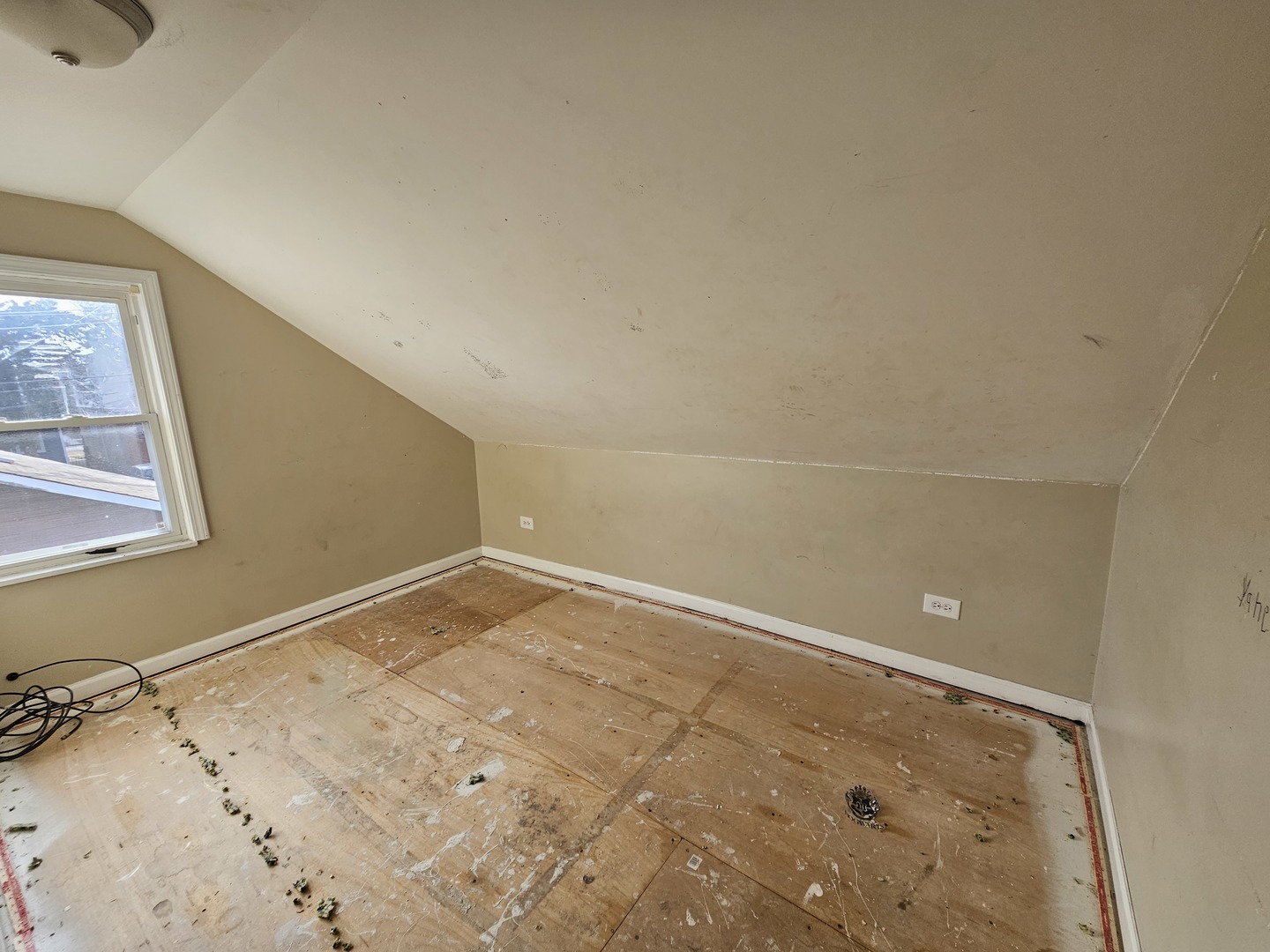 2715 North Monitor Avenue Chicago, IL 60639 - Photo 11 of 23 a view of a room with a empty space and empty racks