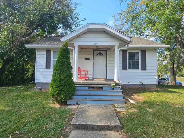 $3,000 | 817 North Park Avenue, Bloomington, IN 47408