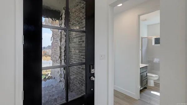 $499,900 | 1211 Argon Way, San Antonio, TX 78245