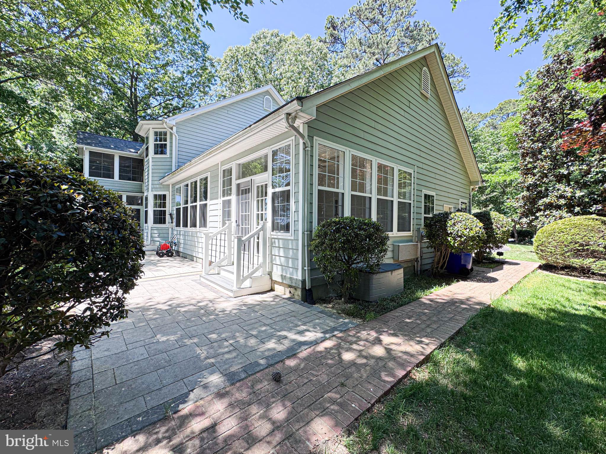 11325 Ingels Court Swan Point, MD 20645 - Photo 6 of 118 a view of a house with backyard and sitting area
