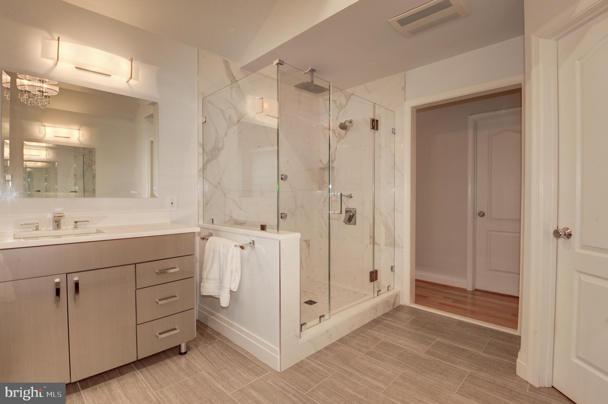 1336 Red Hawk Circle Reston, VA 20194 - Photo 19 of 53 Gallery Image 19