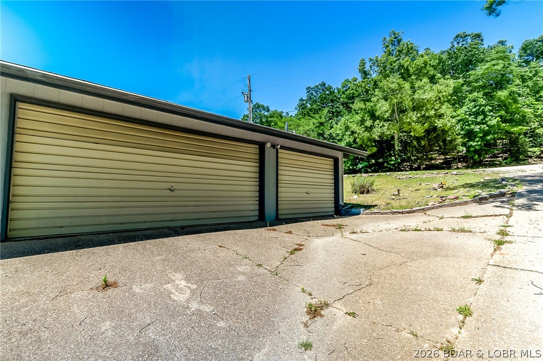 8 Kimo Lane Climax Springs, MO 65324 - Photo 24 of 26 Three Car Garage