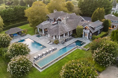 a view of a house with lake view