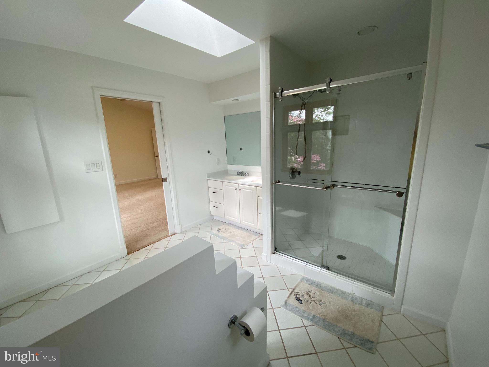 5826 Conway Road Bethesda, MD 20817 - Photo 14 of 25