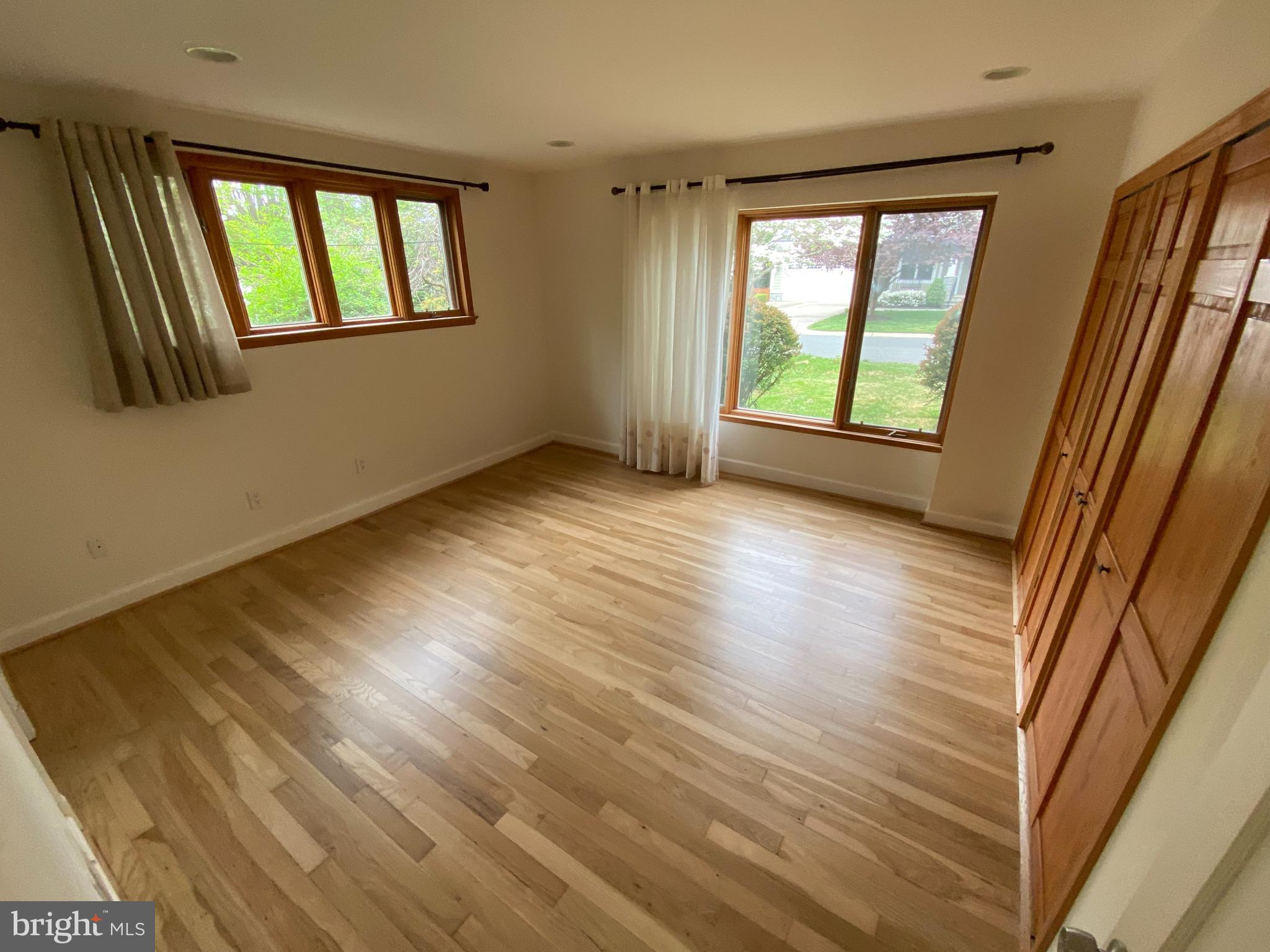 5826 Conway Road Bethesda, MD 20817 - Photo 10 of 25